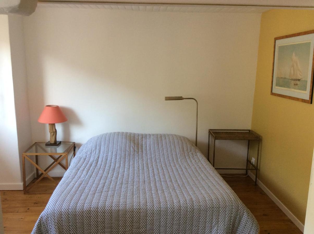 La Terrasse, Centre St-Antonin Bed & Breakfast Сент-Антонен Екстериор снимка